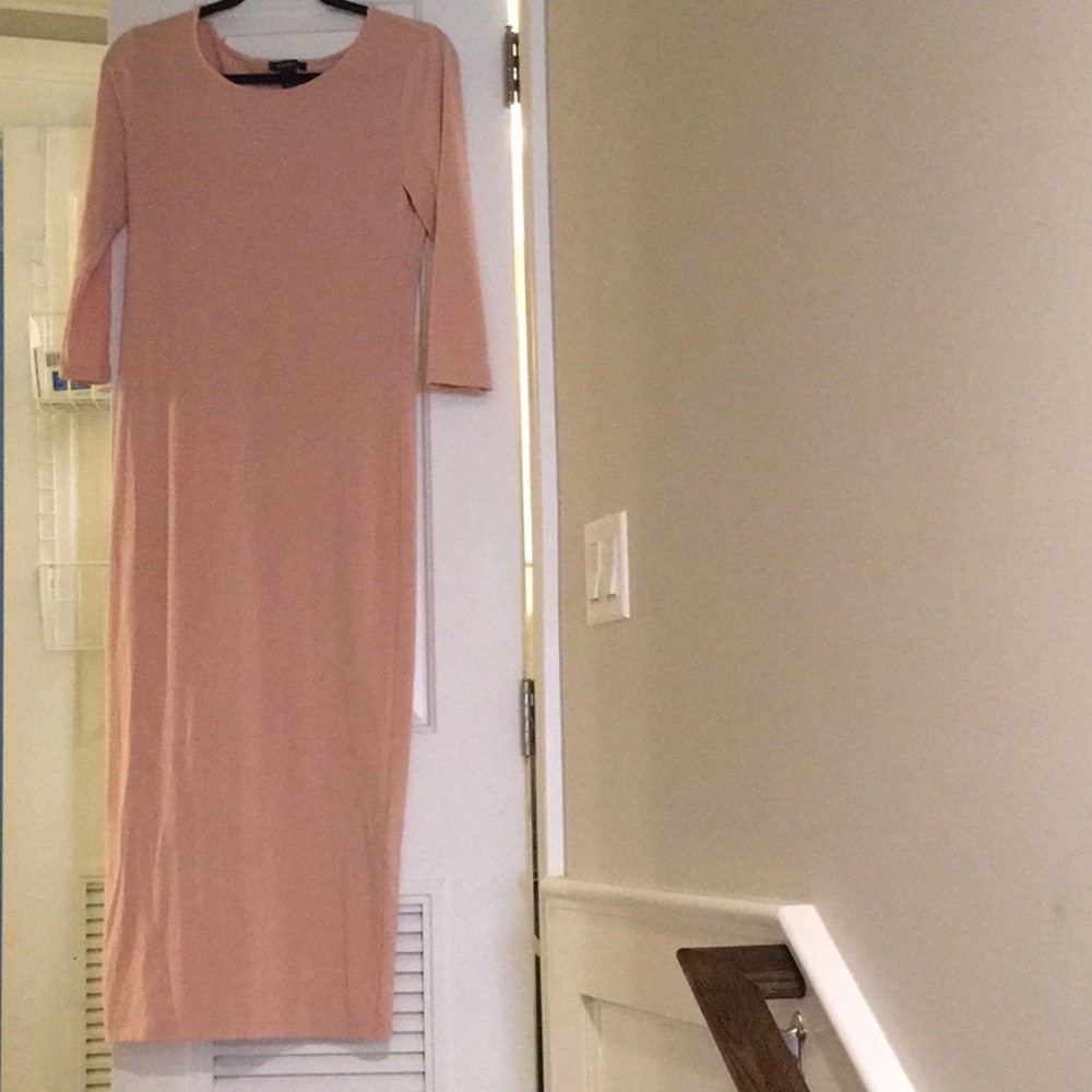 Forever 21 long sleeve blush pink dress